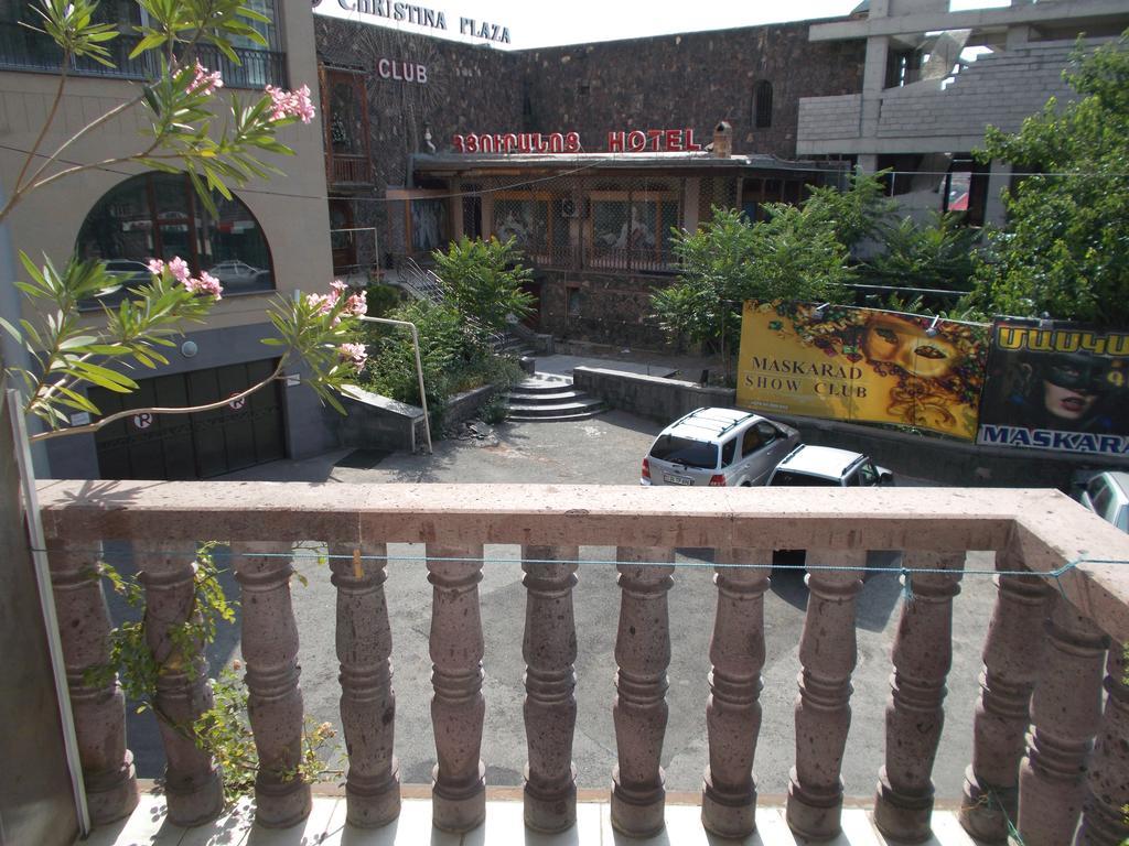 Manand Hotel 耶烈万 外观 照片